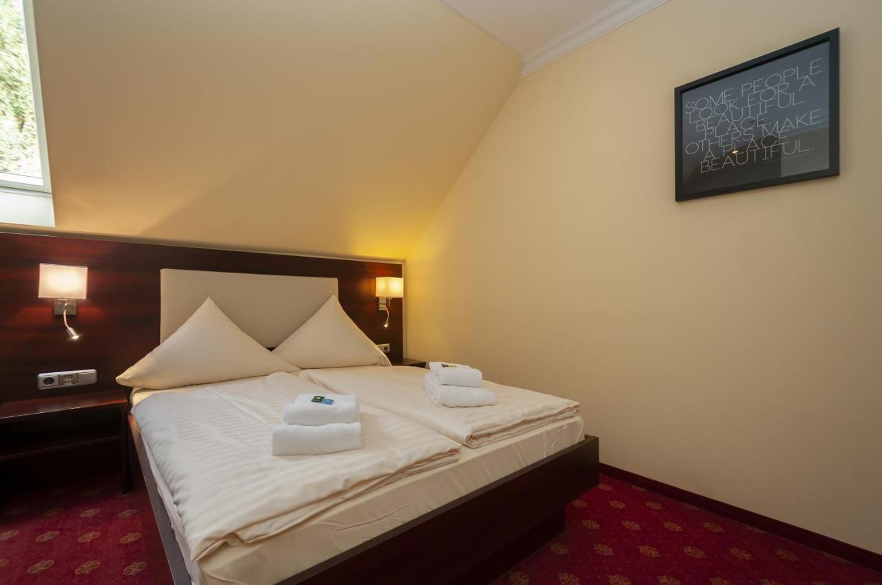 Hotel Gruene Tanne Hamburg Luaran gambar