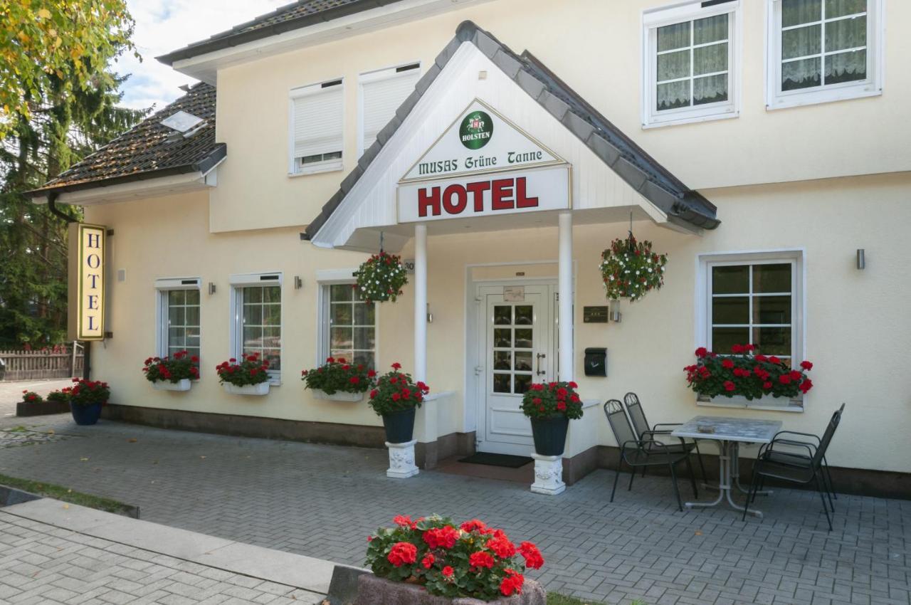 Hotel Gruene Tanne Hamburg Luaran gambar