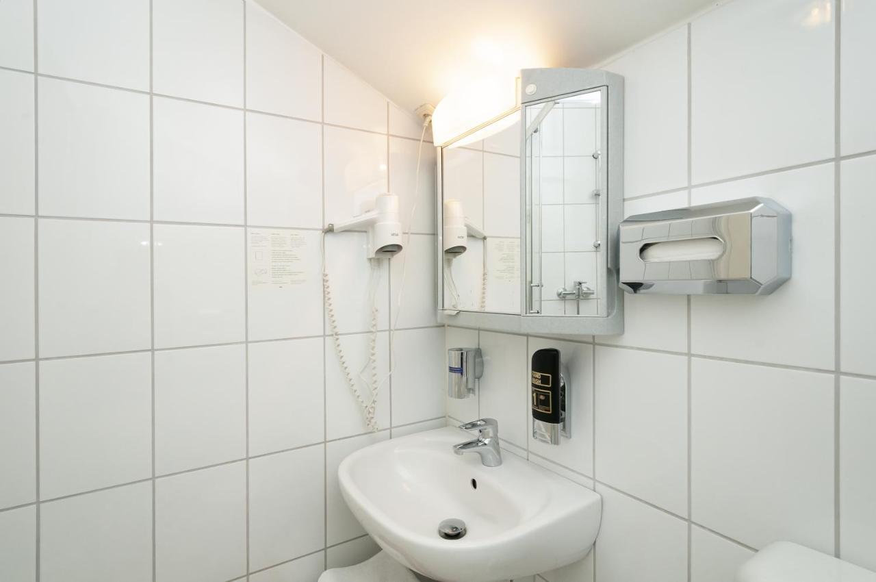 Hotel Gruene Tanne Hamburg Luaran gambar