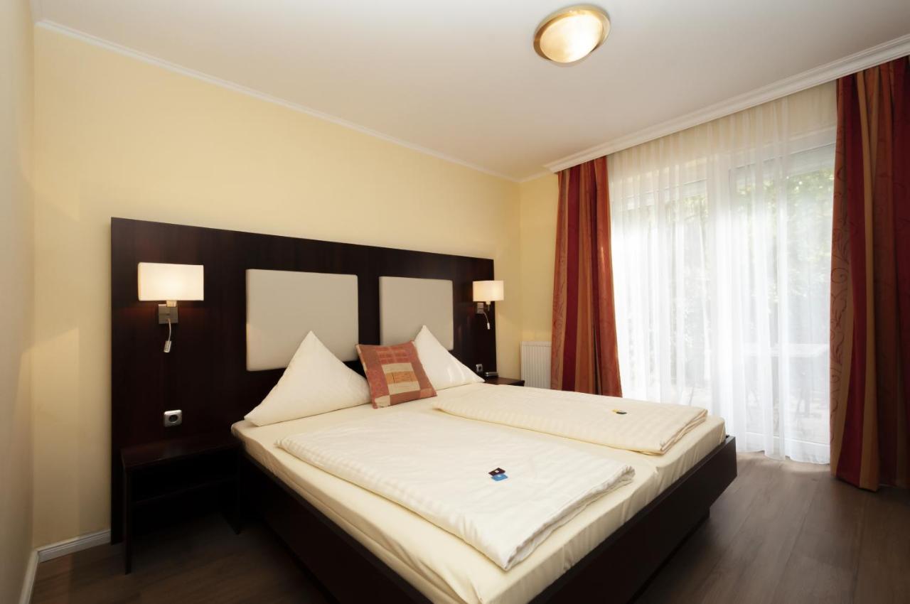 Hotel Gruene Tanne Hamburg Luaran gambar