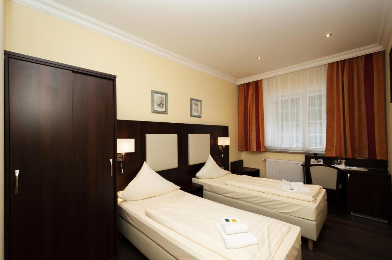 Hotel Gruene Tanne Hamburg Luaran gambar