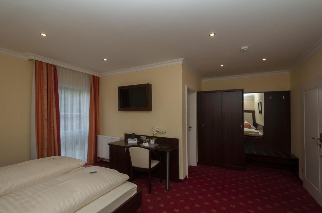 Hotel Gruene Tanne Hamburg Luaran gambar